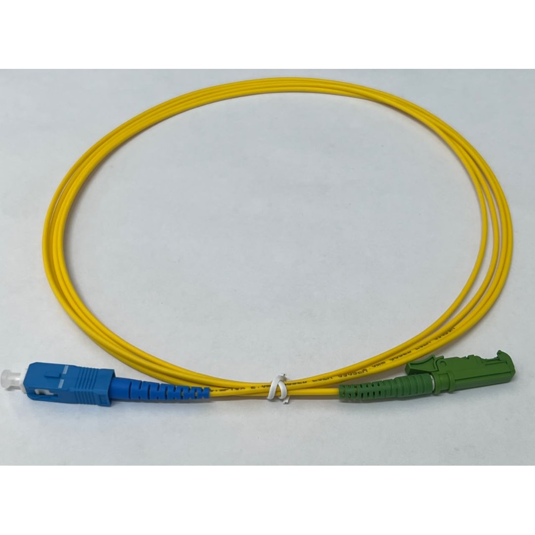Patchcord SC/UPC- E2000/APC SIMPLEX SINGLE MODE ) 2m